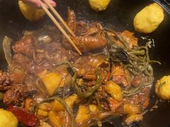 -万里闯关东铁锅炖菜馆(高新旗舰店)