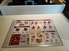 -麦当劳(乳山路店)