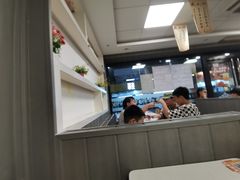 -华莱士·全鸡汉堡(沙井博岗店)