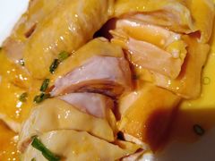 特色葱油鸡-东方明珠老上海8号餐厅(东方明珠广播电视塔店)