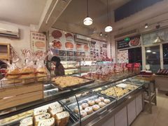 面包甜点陈列柜-阿殳咖啡(水围村店)