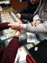 -周大福 CHOW TAI FOOK(新世界百货崇文店)