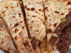 -溢心园香河肉饼总店