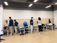 -锐博康复门诊(徐汇店)