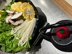 -潮界(LU·ONE凯德晶萃广场店)