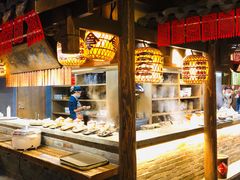 面包甜点陈列柜-南京大牌档(香港广场店)