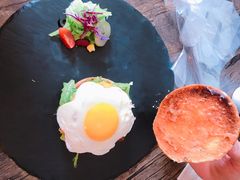 -HIGH FIVE哈福手工汉堡(桂林路店)