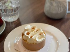 -Fridi Patisserie Cafe