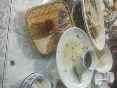 -范饭椰林川湘味海鲜·椰子鸡(三亚湾椰梦长廊店)