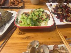 -小俩口烧烤东北菜(双井店)