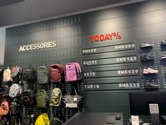 -PUMA品牌自营折扣店(武汉永旺梦乐城店)