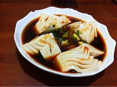 皮蛋豆腐-川流不息·地道川菜·小龙虾(新松江路店)