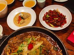 -老板恋上鱼(荣盛广场店)
