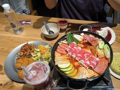 -KimPro 辛普乐概念韩餐