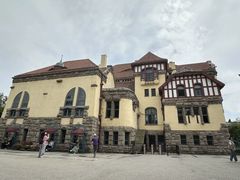 -青岛德国总督楼旧址博物馆