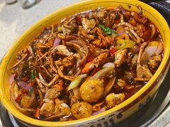 -休记光头香辣蟹干锅店(衣冠庙店)