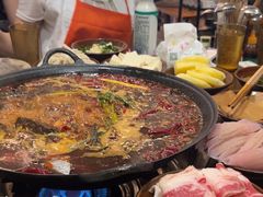 -黄潇洒老火锅(九眼桥宏济巷店)
