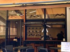 -M Stand(深圳南山欢乐颂店)