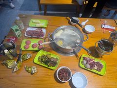-养牛邓·潮汕牛肉海鲜自助火锅(广州店)