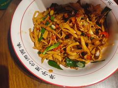 -富正毅三下锅·湘西韵味(天门山索道店)