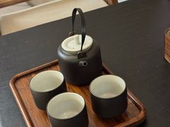 -灸春堂·艾灸·痛症·整脊连锁(之江银泰店)