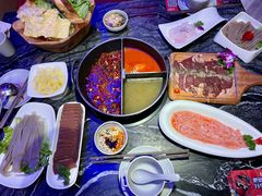 -热火朝天鲜切牛肉火锅(南强街巷店)