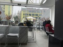 -UNI UNI(环亚凯瑟琳店)