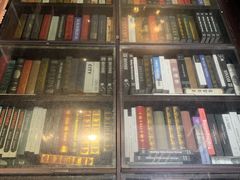 -钟书阁(松江泰晤士小镇店)