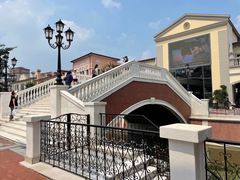 -Longchamp(佛罗伦萨小镇奥特莱斯店)