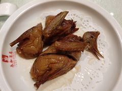 脆皮乳鸽-琼林徽宴(中央门店)