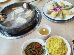 -墨脱石锅椰子鸡•香草鸭•东山羊(大东海店)