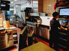-麦当劳(龙洞店)