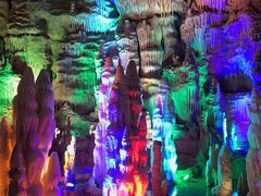 -泰安地下龙宫景区