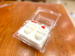 鲜奶小方蛋糕-红宝石·鲜奶小方·海派西点房(南丹店)