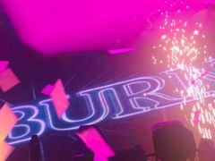 -简奥斯汀·赫本酒吧