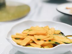 -丽晶美庐·玉兰餐厅
