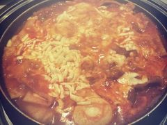-三清洞摩西韩式年糕火锅(威高广场店)