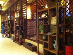 休息大厅隔断最低消费¥298-钓鱼岛洗浴休闲会馆(卫星路店)