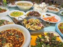 -华光驿站私房菜·黑金冠