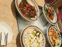 -大中华希尔顿酒店-念自助餐·嗨啤·小龙虾