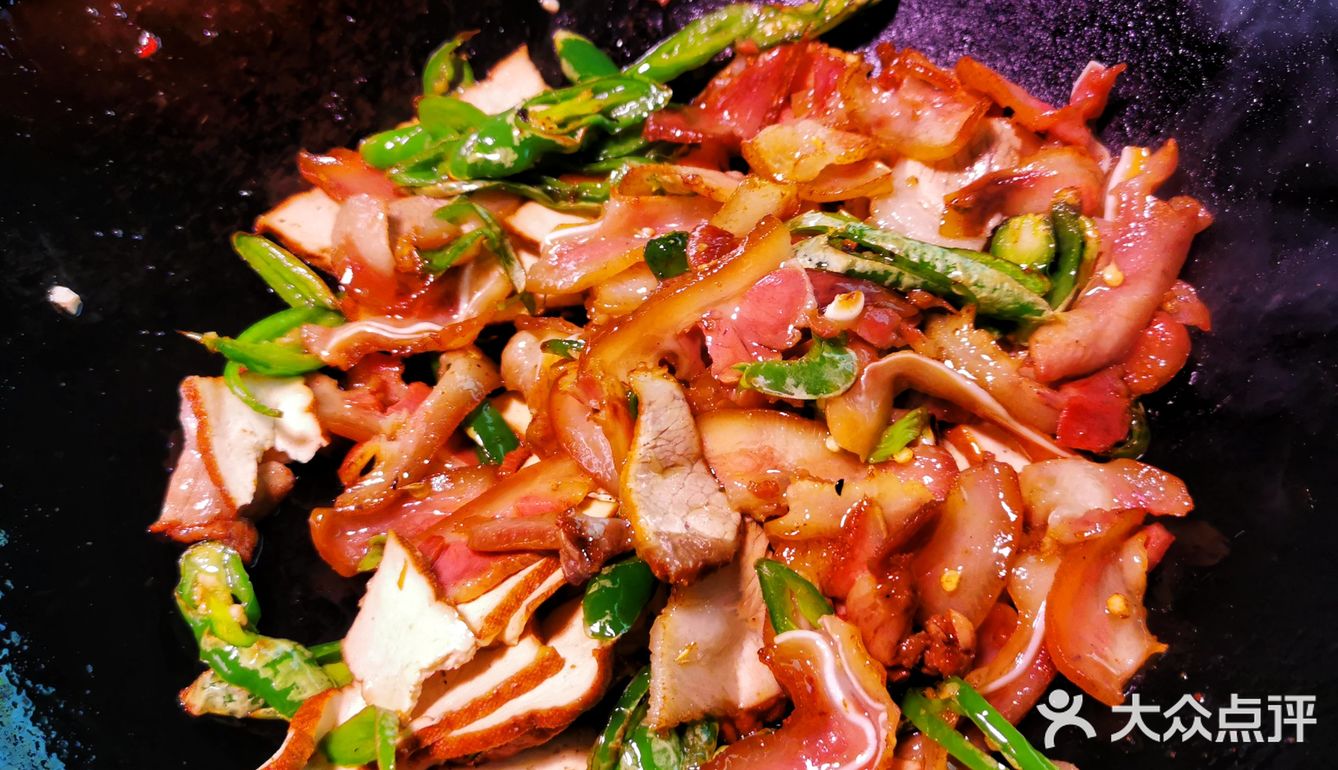 跑个十多公里来吃宵夜，也是绝了，但下次我还要点爆炒