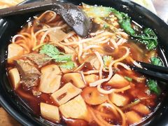 -李先生牛肉面大王(北京站售票厅餐厅)