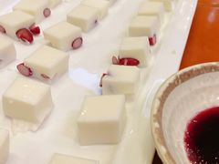 酸奶糕-诺敏塔拉奶茶-布里亚特包子-手把肉(锦都会店)