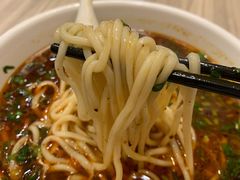 传统牛肉面-夏雪花·手工拉面(南油店)