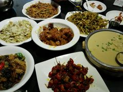 -刘胖子家常菜·蹄花焖藕(中南店)