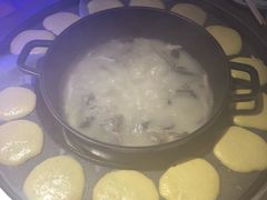 -三人行骨头王火锅(长寿店)
