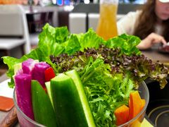 -锅飘飘·东北铁锅炖(雨花客厅店)