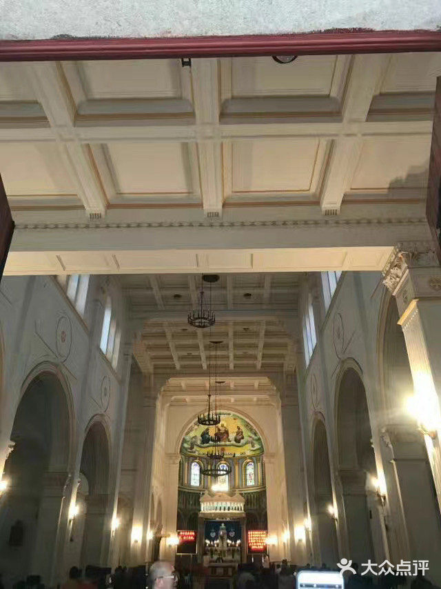 青岛往事：栈桥、后天宫、中山路步行街、