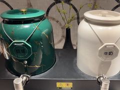 -浅深(世茂滨江精品店)