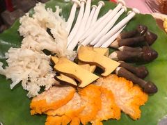 -钢管厂五区小郡肝串串香火锅(梅川路店)